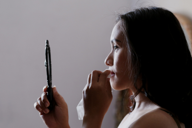 Remove Makeup Thoroughly